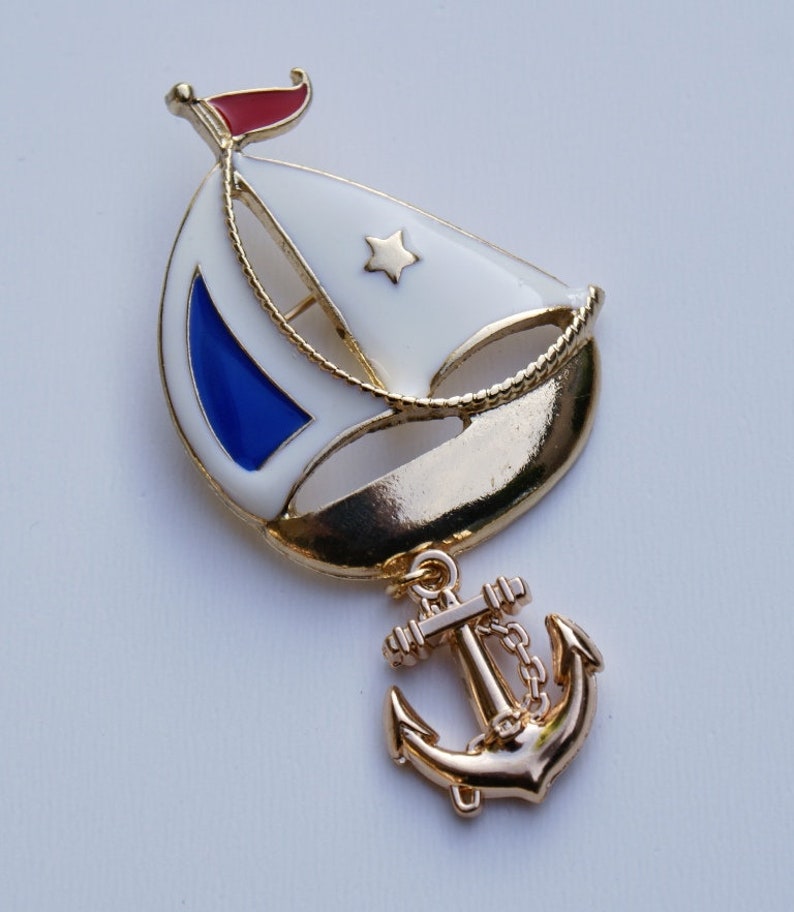 Enamel Brooch,Kawaii brooch,Lovely gift Vintage Sailboat Brooch Red gold brooch Beautiful Enamel Sailboat brooch Boat brooch