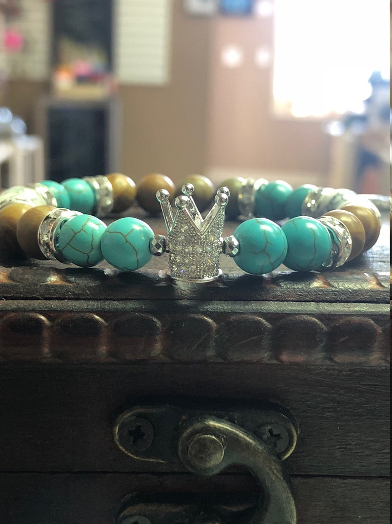 Womens Howlite Turuoise /& Wood grain jasper healing bracelet