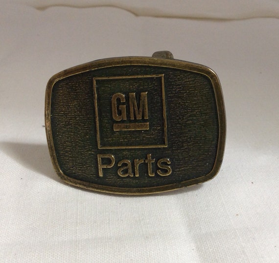 gm belt buckle