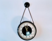 Vintage Mid-century Modern Clock Jantar 39 Soviet Round Black Wall Clock Bakelite Case Clock Retro Wall Clock