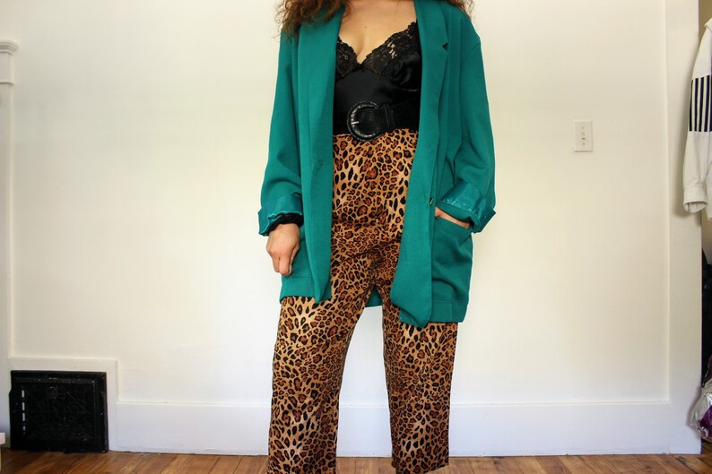 1980s High Waisted Cropped Leapord Print Trousers