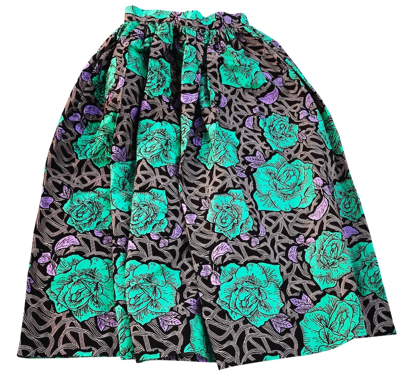 Zaria Women\u2019s African Wax Print Beautiful colorful maxi skirt F-JL-A318-VVI-01