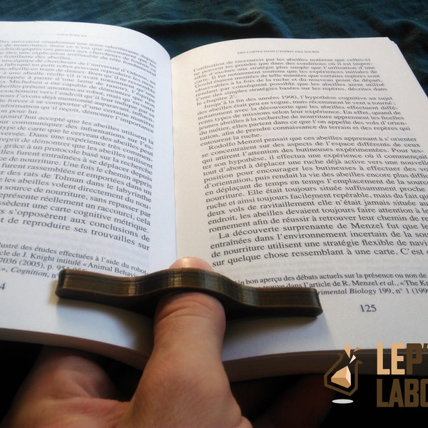 Bague de lecture / One hand book holder