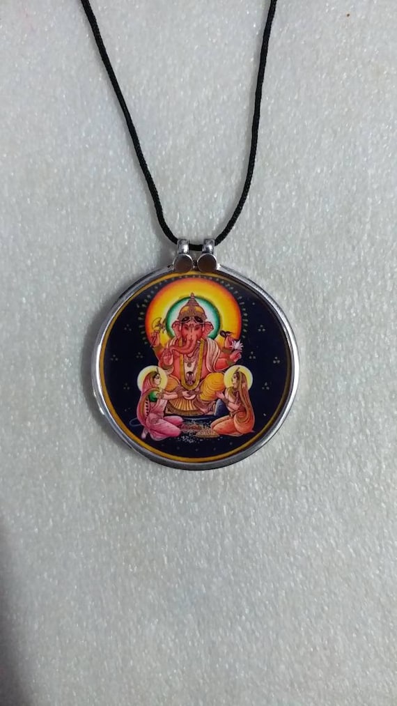 Sterling Silver Ganesha Pendant Necklace: Hindu Religious Photo Print