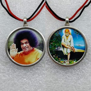 Handgjort vändbart Sai Baba-fotohänge i sterlingsilver