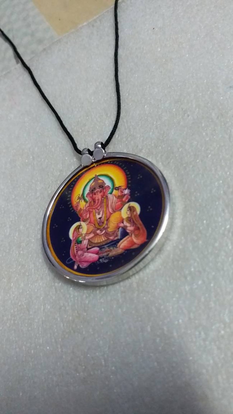 Ganesha-hängehalsband i sterlingsilver: Hinduiskt religiöst fototryck bild 8