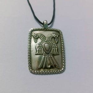 Handmade 92.5 Stamp Sterling Silver Hammered Lovely Couple peacock Pairs Charm Tribal Boho Tribal Unique Pendant Silver Birds Pairs Necklace