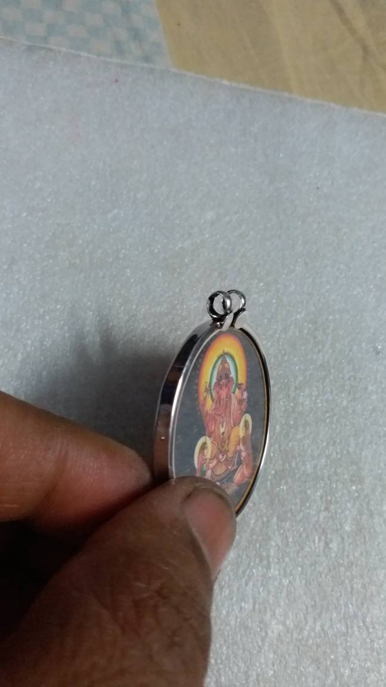 Ganesha-hängehalsband i sterlingsilver: Hinduiskt religiöst fototryck bild 3