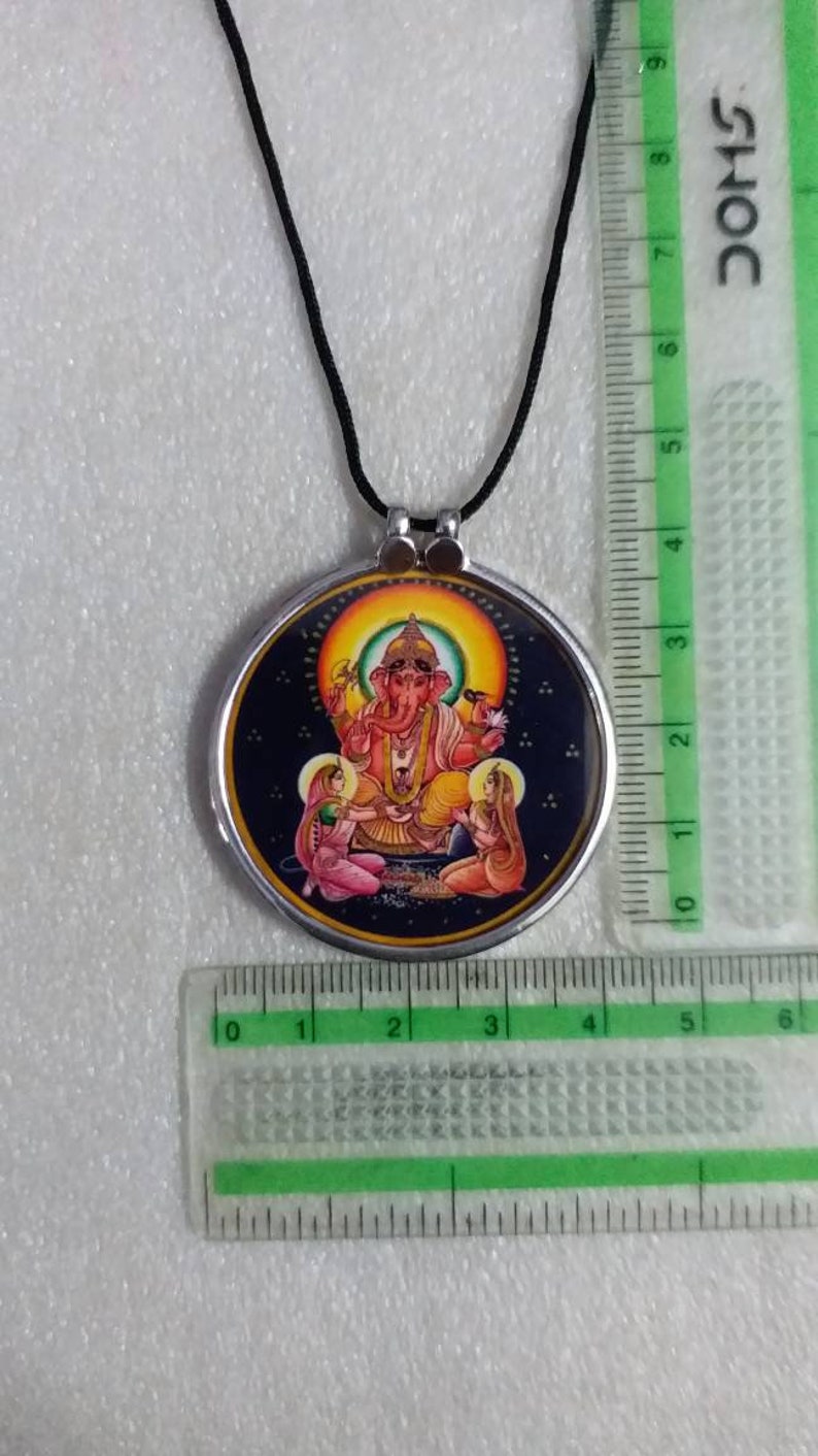 Ganesha-hängehalsband i sterlingsilver: Hinduiskt religiöst fototryck bild 6
