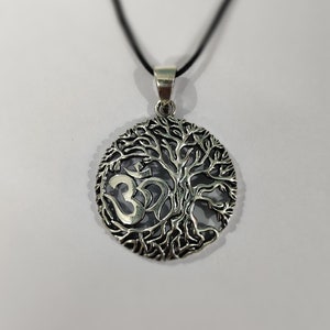 Colar com pingente Om da Árvore da Vida em prata esterlina feito à mão - Chakra da Coroa