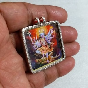 Stampa fotografica religiosa della dea indù Tantra Kali Maa in argento sterling 92,5 realizzata a mano, ciondolo in argento con cornice in vetro, collana con gioielli unici Boho