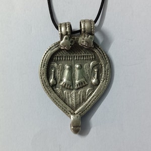 Vintage Before 2000s Pendant Handmade Pendant Hindu Money Goddess Lakshmi Feet Pendant High Grade Silver Rajasthan Tribal Pendant Necklace