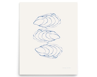 Puede incluir: Tres dibujos de línea azul de conchas de ostras sobre un fondo blanco. El texto "good for your soul" está en la parte inferior de la imagen.