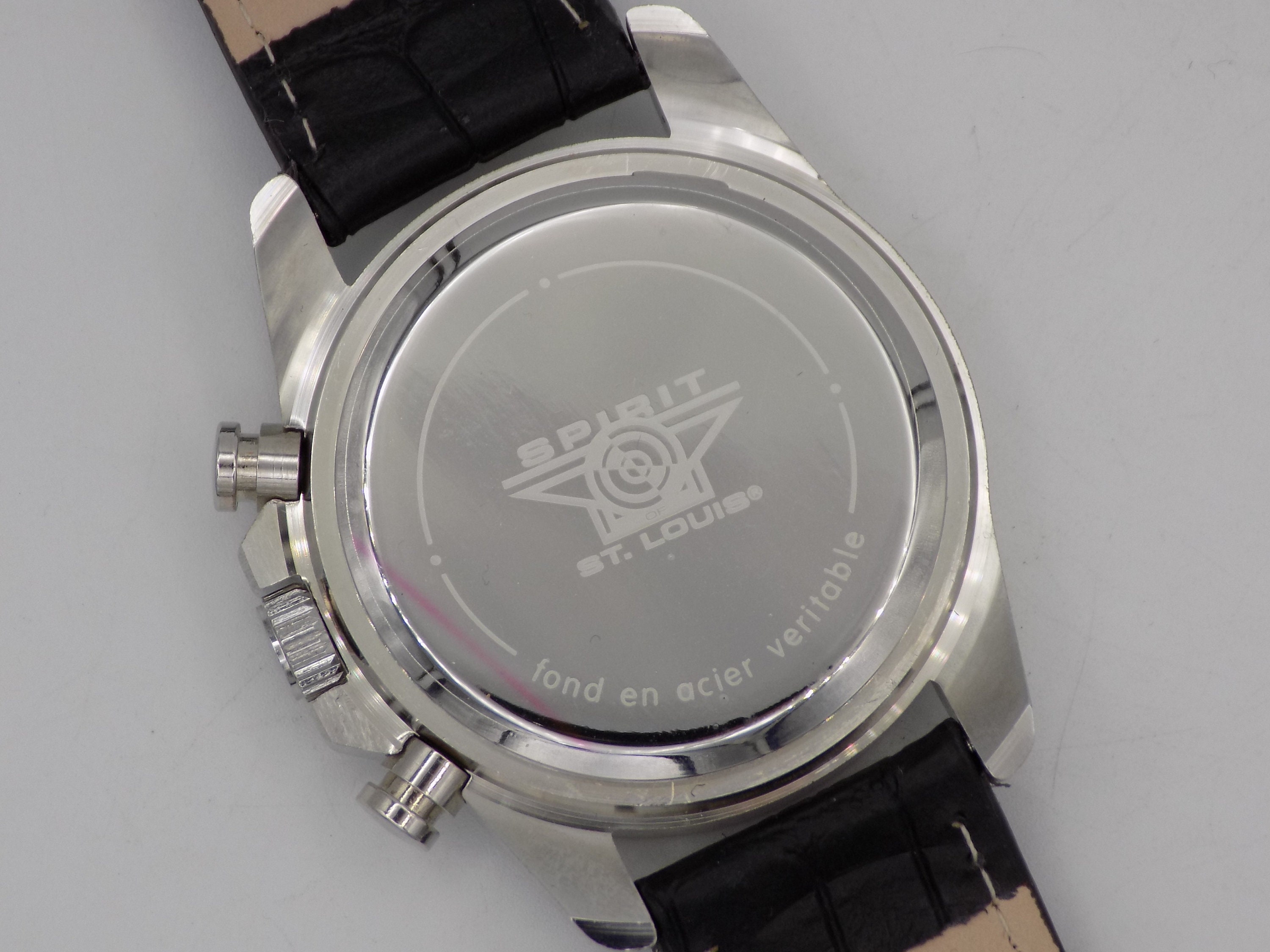 Aviator avw2120g317 deals