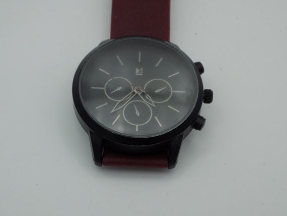 Primark Round Watch Series 95001 Quartz Watch Year 1980 Round Dial Black Color Unisex Watch Water Proof Watch Perfect Was Etsy Australia