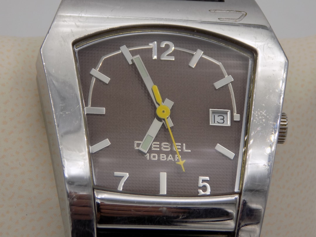 Diesel DZ4100 Reloj Hombre Original Cuarzo Fechador Resistencia 10 BAR Esfera de Acero Inoxidable Correa de Plastico Reloj Trapezoidal Etsy Espana
