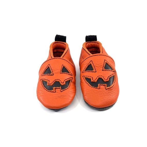 Pumpkin baby shoes Clearance
