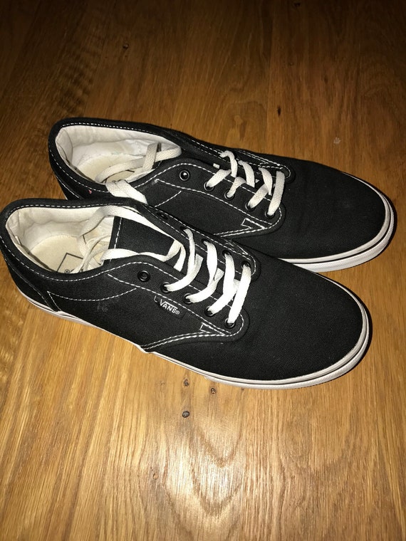 black lace vans