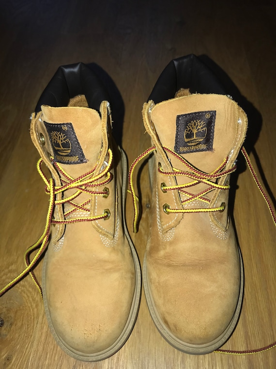 kids timberland boots size 1