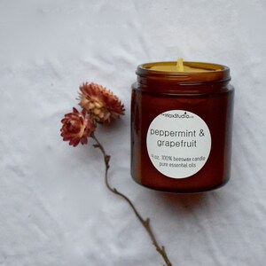 Refreshing Beeswax Aromatherapy Candle // PEPPERMINT & Grapefruit Amber Glass Jar Candle, Beeswax Candle with Essential Oils image 1