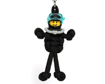 Scuba Diver Keychain, Zipper Pull, Scuba Diver Gifts, Scuba Gear Bag Charm, Backpack Accessories, Paracord Buddy