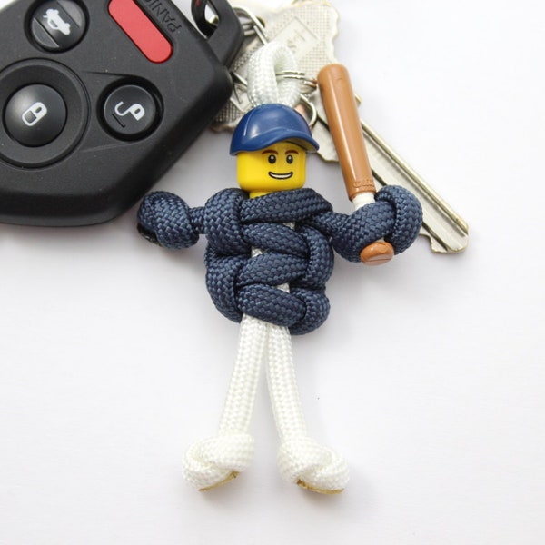 Baseball Player Paracord Keychain, Zipper Pull, Baseball Player Gift, Charm for Baseball Bag, Backpack Accessories, Paracord Buddy
