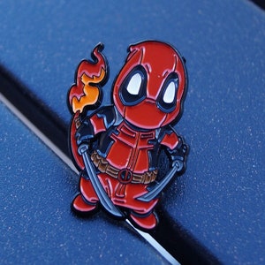 Deadpool Charmander Mashup Zacht Email Pin (1,5&quot;)