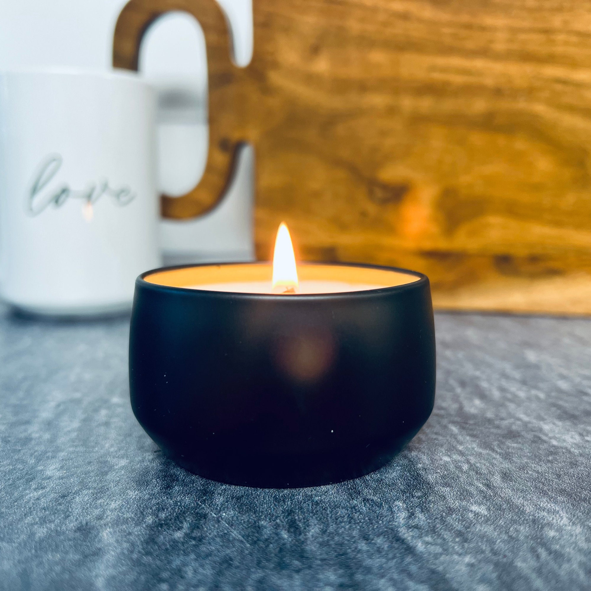 5 Coastal Scented Candles for Ultimate Beach House Vibes - Jackpot