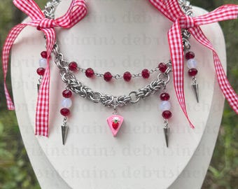 Naszyjnik z kolczugą w kształcie truskawkowego ciasta – dziewczęca kolczuga