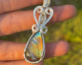 Labradoryt i cytryn owinięte srebrzonym drutem miedzianym