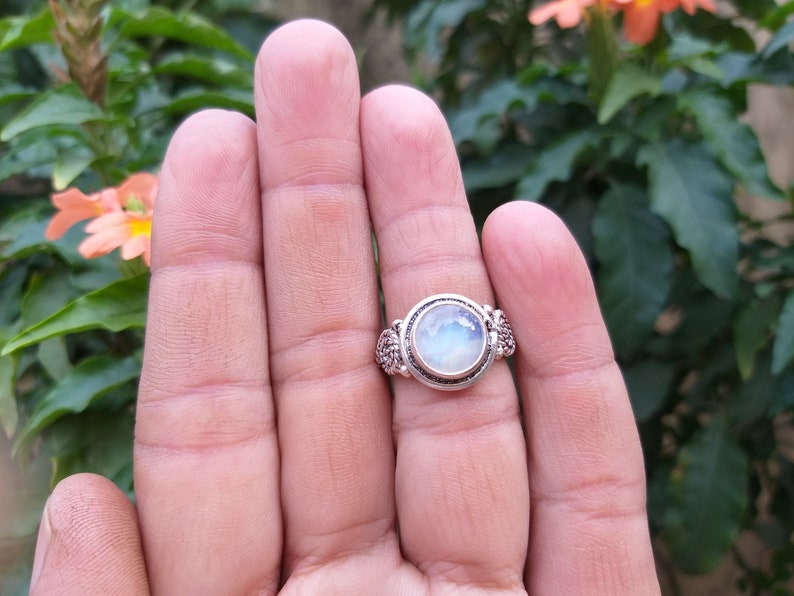 moonstone jewelry Rainbow Moonstone ring,925 silver ring moonstone silver ring handmade silver ring gemstone ring sterling silver ring
