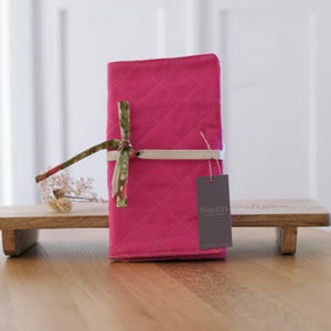 Globuli rolkoffer homeopathisch medicijnkastje reis EHBO-doos zak EHBO-doos cadeau voor verloskundige voor ca. 72 cilinders 1,5 g breed koord roze