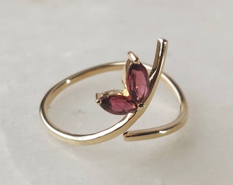 14K Gold Pink Tourmaline Ring, Bridesmaids' Alternative Engagement Ring,  Pink Tourmaline Solid 14K Yellow Gold Ring, October Birthmonth