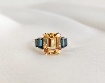 Pierścionek z litego żółtego złota 14K z naturalnym cytrynem i niebieskim topazem londyńskim