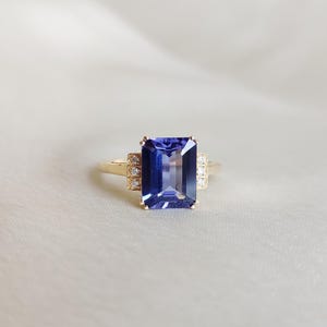 Natural Tanzanite & Diamond Ring, 14K Solid Yellow Gold Tanzanite and Diamond Ring, December Birthstone, Diamond Ring, Tanzanite Jewelry