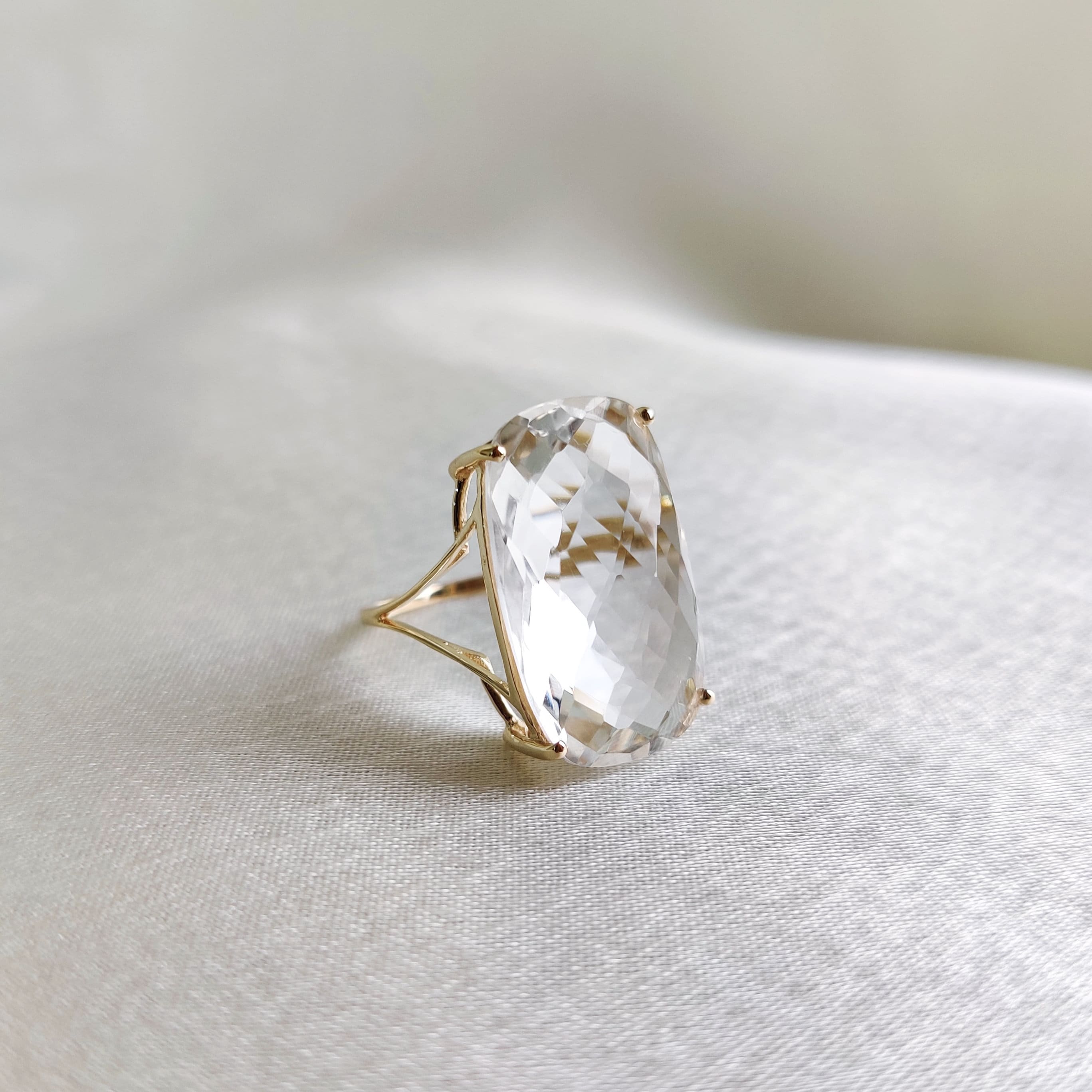 Natural Clear Quartz Ring 14K Solid Yellow Gold Clear Quartz Ring April Birthstone Ring Natural Crystal Ring Clear Quartz Jewelry