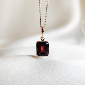 Natural Garnet Pendant, 14K Solid Yellow Gold Garnet Pendant, January Birthstone Pendant, Garnet Jewelry, Bezel Pendant