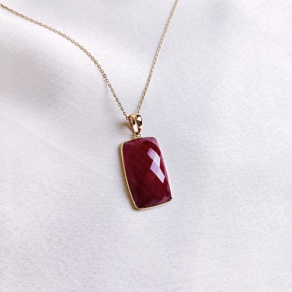 Checker Cut Ruby Pendants Checker Cut Ruby Pendants