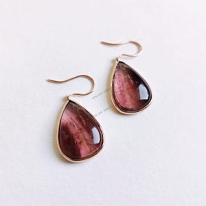 Boucle d&#39;oreille en tourmaline rose naturelle, Boucles d&#39;oreilles en or rose massif 14 carats, Boucles d&#39;oreilles avec pierre de naissance en octobre, Boucles d&#39;oreilles en forme de larme, Boucles d&#39;oreilles de Noël
