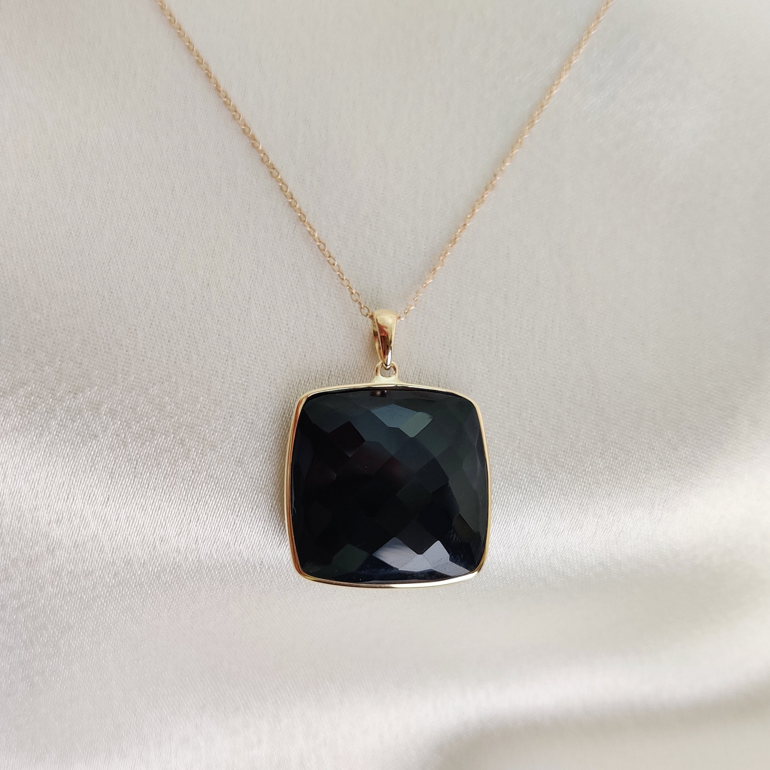 Main Image Bottom 0-2