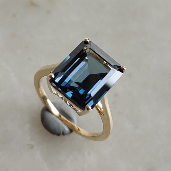 Natural London Blue Topaz Ring, Statement Ring Set in 14K Solid Yellow Gold, December Birthstone Ring, Emerald Cut Ring, Blue Topaz Jewelry