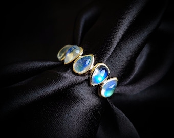 14K Solid Gelb Gold Natürlicher Regenbogen Mondstein Birnen Ring, Juni Birthstone