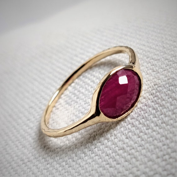 Natural ruby ring yellow gold sale
