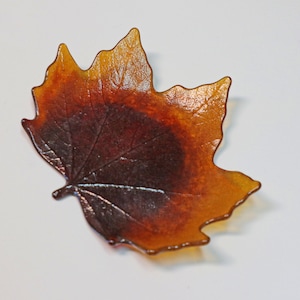 Leaf Dish, Fused Glass Dish, Fall Art Glass Plate, Decorative Serving Tray, Handmade Glass Dish, Thanksgiving Dish, amber Brown Leaf