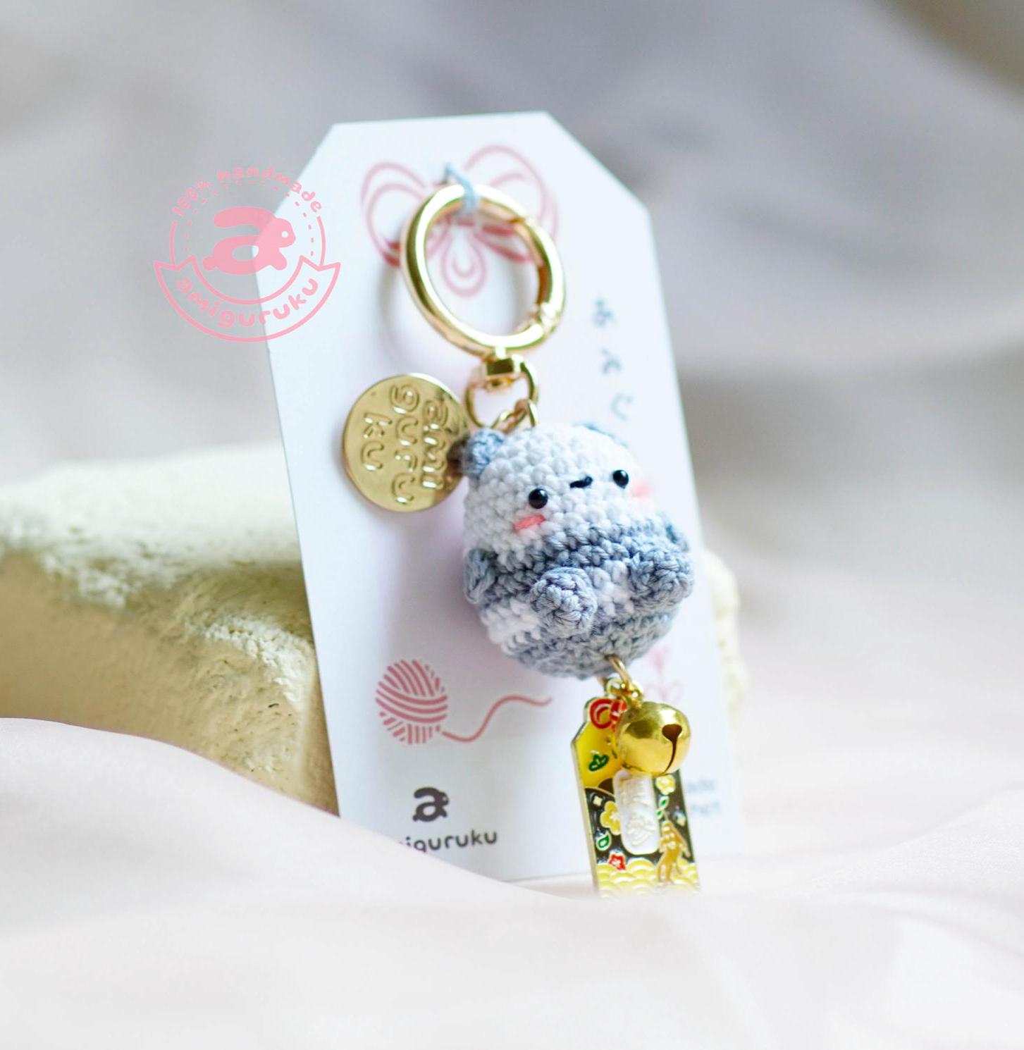 編みぐるみ ハンドメイド くまのキーホルダー 2300円 