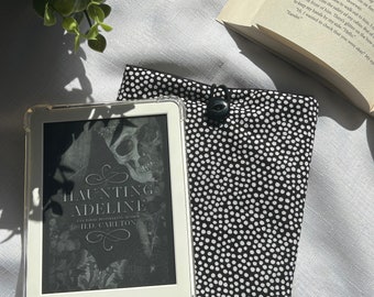 Black Polka Dot Book Sleeve | Book Pouch | Book Protector | eBook Pouch | Planner Pouch