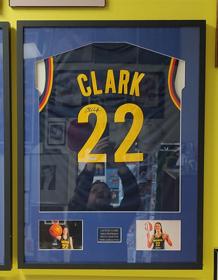 Coach's Corner - Charles Barkley Hand Signed/inscribed Phoenix Suns Jersey