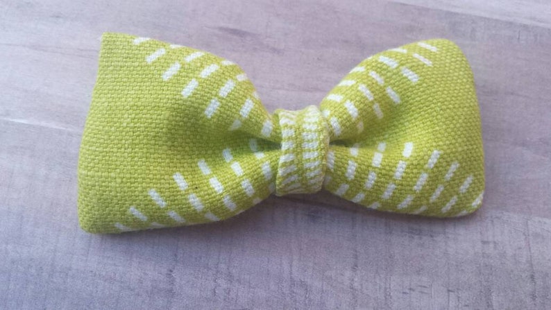 Green Hairbow with White Accents