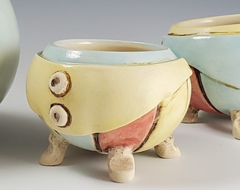 Yellow Bib - Whimsical Ceramic Pot Handmade, Pottery 4 legged Bowl, Ceramic Whimsical Bowl, Ceramic Pot, Colorful Pottery, Colorful Pot
