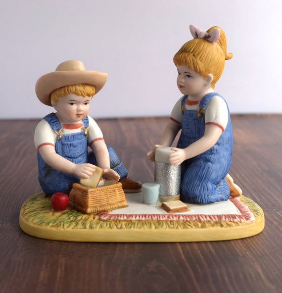 Home Interiors Denim Days 15321 The Picnic Denim Days Homco Figurine Vintage Collectibles Danny And Debbie Farm House Figurine